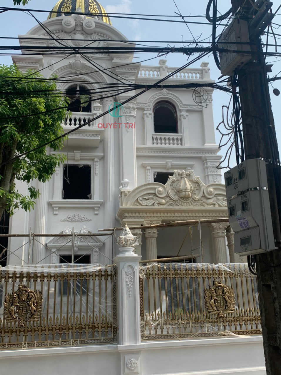 hotel sơn giả đá