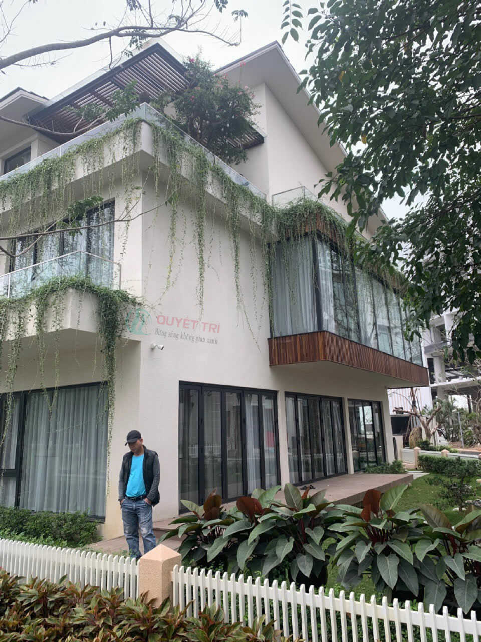 sơn giả đá nhà phố